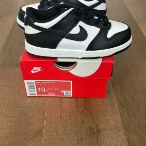 Nike Kids Black and White Sneakers