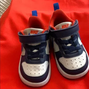 Nike Kids' Navy and White Sneakers