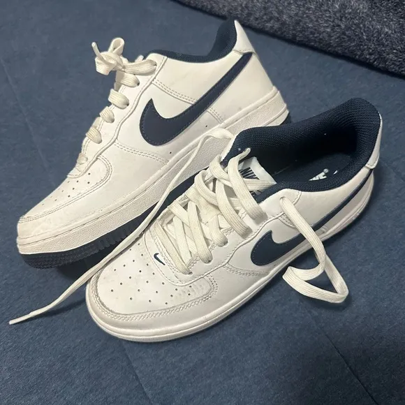 Nike Kids' Sneakers 4.5