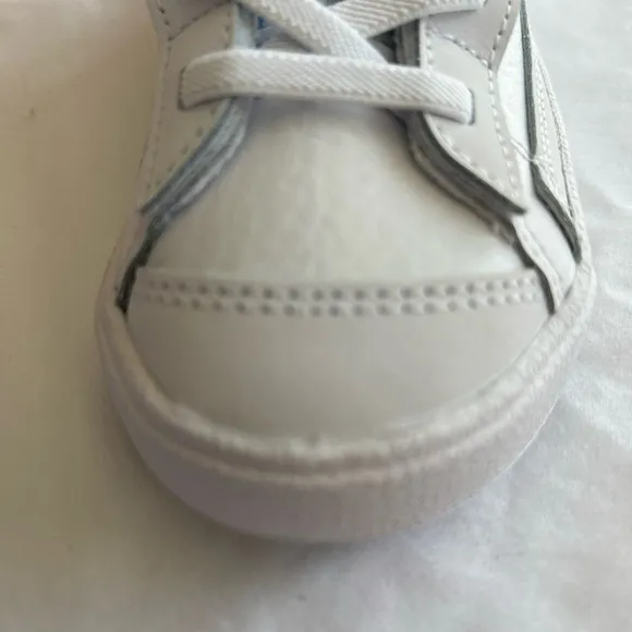 Nike Kids White and Yellow SneakersBlazer mid 77 BT