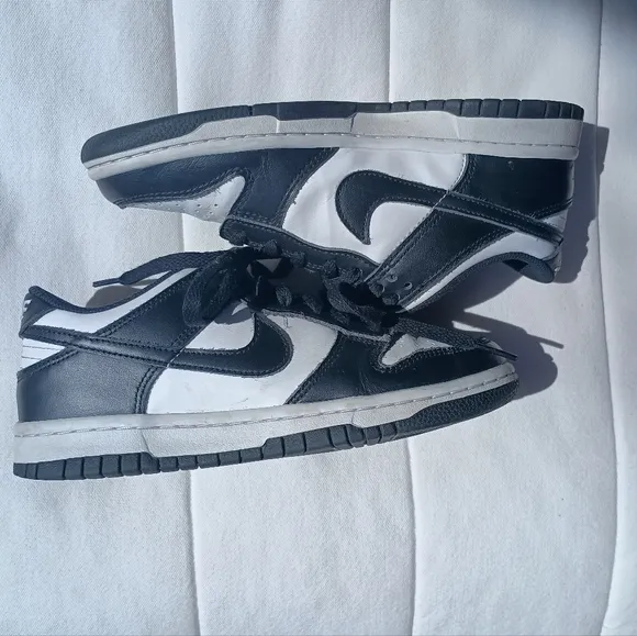 Nike Leather Dunk Low, Georgetown size 5Y