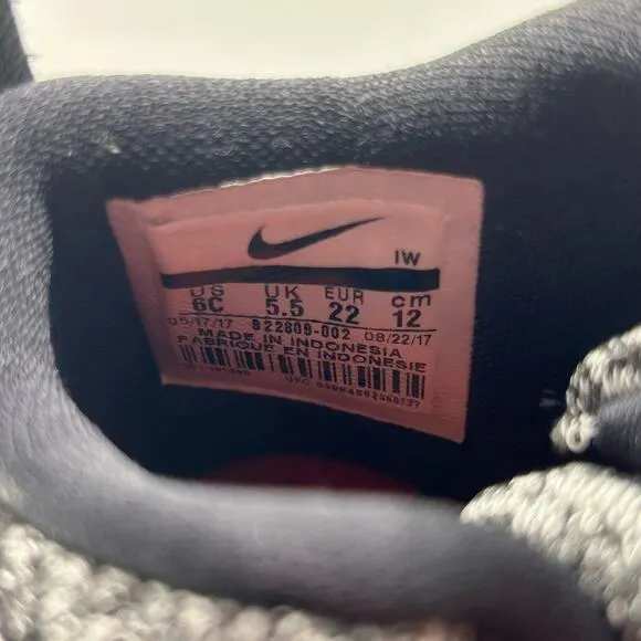 Nike Lebron 15 Toddler &quot;Ashes&quot;, Size 6c, 922809-002 Black Gray White Hi-Top Lace