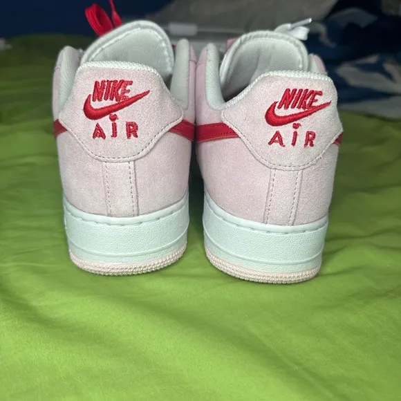 Nike love letter af1