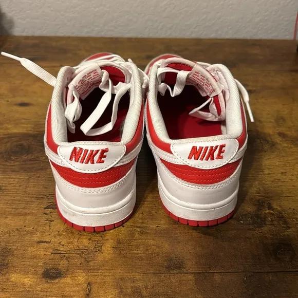 Nike men’s size 8 Red and White Sneakers