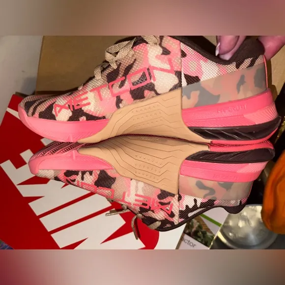 NIKE METCOM 8 AMP WOMENS 8