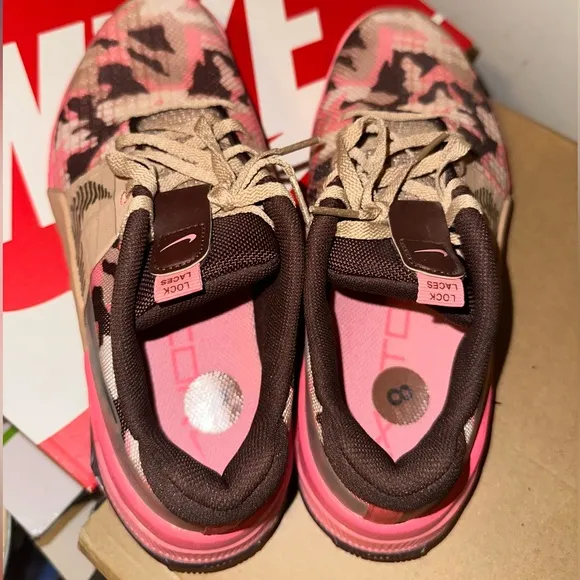 NIKE METCOM 8 AMP WOMENS 8