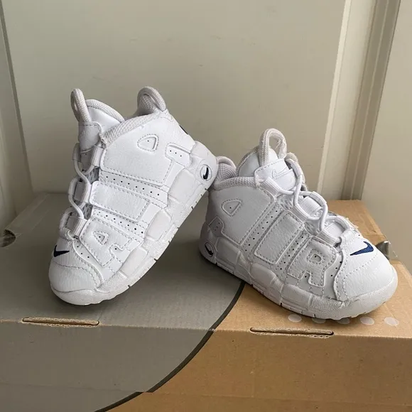 Nike Toddler Air Uptempo White/Midnight Blue Sneakers- SZ 6 C