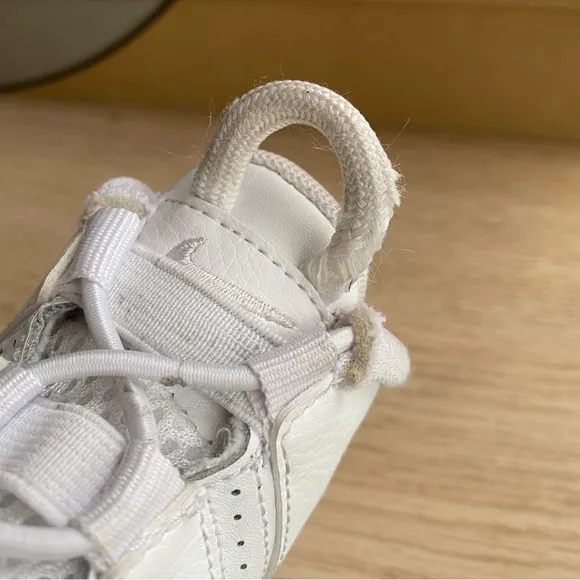 Nike Toddler Air Uptempo White/Midnight Blue Sneakers- SZ 6 C