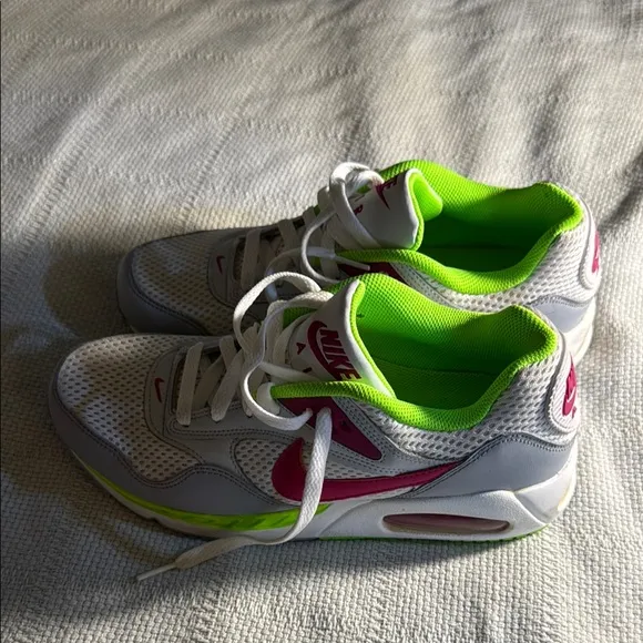 Nike women’s White and Gray Sneakers