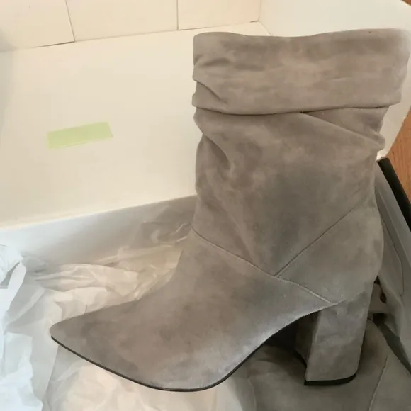 Nine West Cames Slouch Booties Grey Suede Leather Pointed Toe Mid-Calf Boots 7