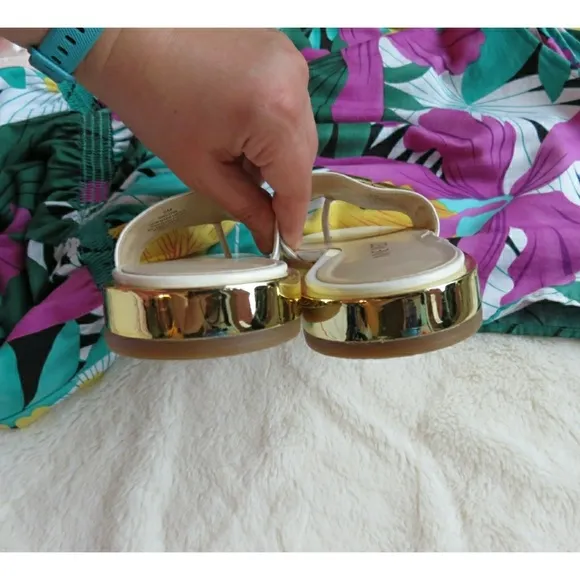 Nine West Gold Bar Jeweled White Thong Slide Slip On Sandals Wedding Vacation