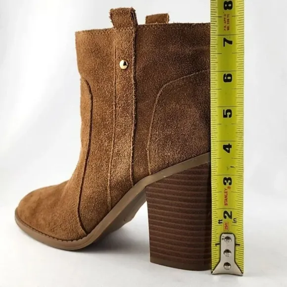 Nine West Hoffleno Tan Suede Pull On Ankle Boots Round Toe Stacked Heel Sz 8.5M