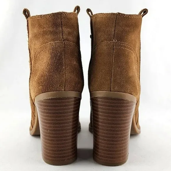 Nine West Hoffleno Tan Suede Pull On Ankle Boots Round Toe Stacked Heel Sz 8.5M
