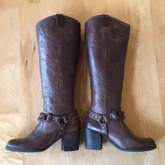 Nurture by Lamaze “Monroe” Western Harness Boots