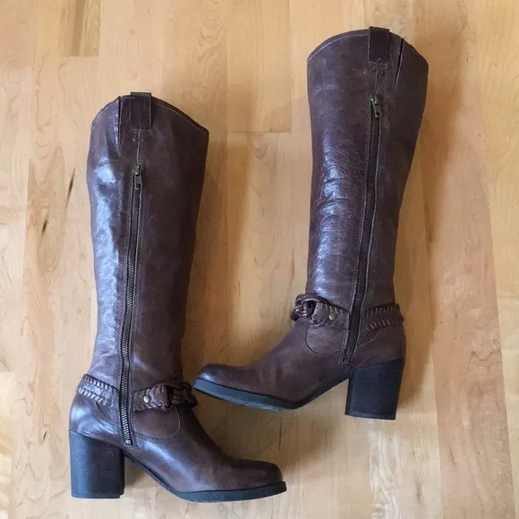 Nurture by Lamaze “Monroe” Western Harness Boots