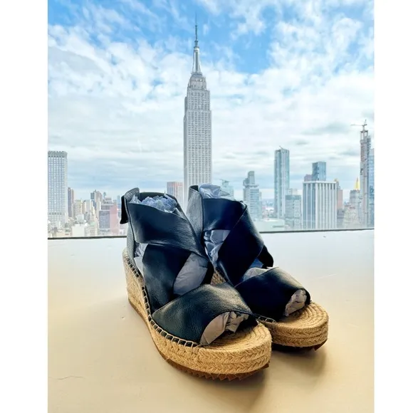 NWOB Eileen Fisher Willow Wedge Espadrille, Size 9