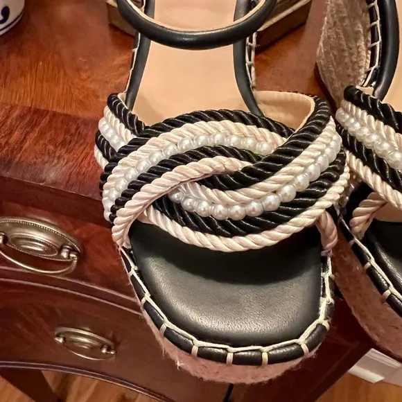 NWOB Ted Baker Amalia Wege Heel Espadrilles Sandals Black Tan Pearls US Size 6.5