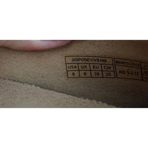 NWOB Vionic Posey Closed Toe Flats Orthotic Size 8