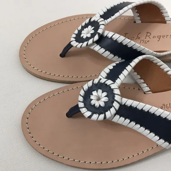 NWOT Jack Rogers Leather Thong Sandals - Ro