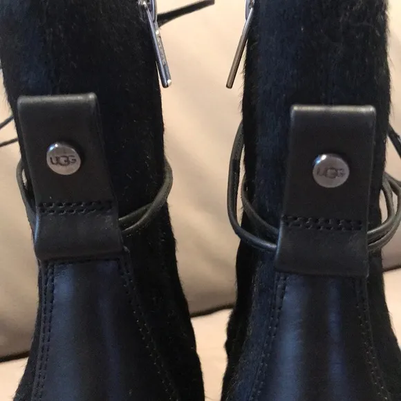 NWOT UGG ORIANA CALF HAIR HEELED BOOTS