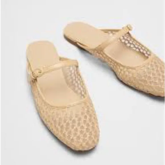 NWT BANANA REPUBLIC BLACK MESH MARY JANE BALLET FLATS