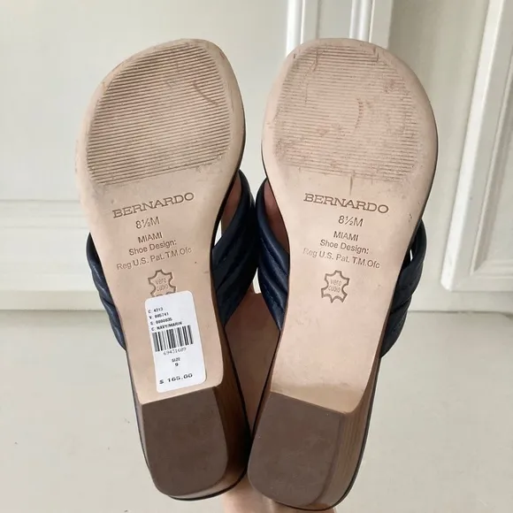 NWT Bernardo Anthropologie Miami Demi Black Leather Thong Sandals Sz 8.5