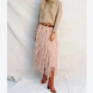 NWT Carrie Black Textured Tulle Mesh Midi Skirt - small