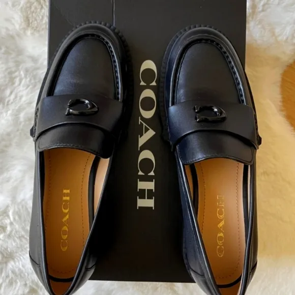 NWT Coach Women's Black Lug Sole Loafers