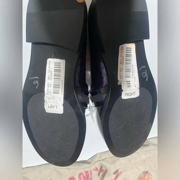 NWT Karl Lagerfeld Leather Upper Randall multi &amp; black Almond Toe Loafers 6