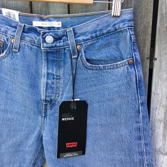 NWT Levi’s Wedgie Icon Fit Jean Athens Legion Blue 28