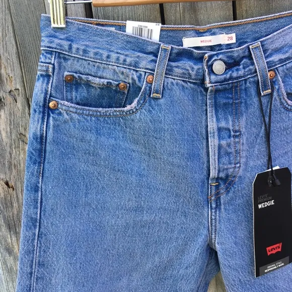NWT Levi’s Wedgie Icon Fit Jean Athens Legion Blue 28