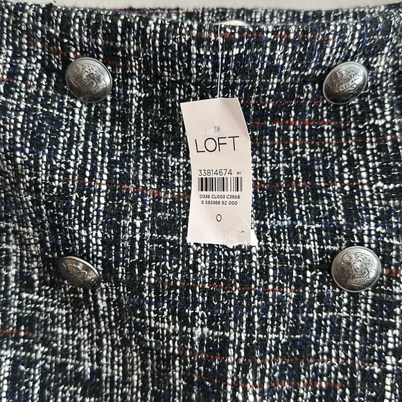 NWT Loft Button Accent Tweed wrap Skirt size 0Black, White, Cranberry and Blue