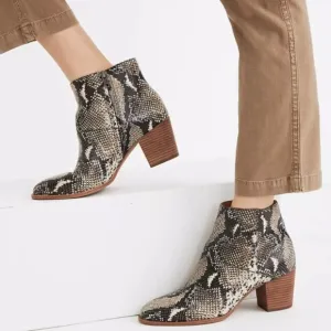 NWT Madewell Ankle Boots in Snake Embossed Leather - Size 5.5