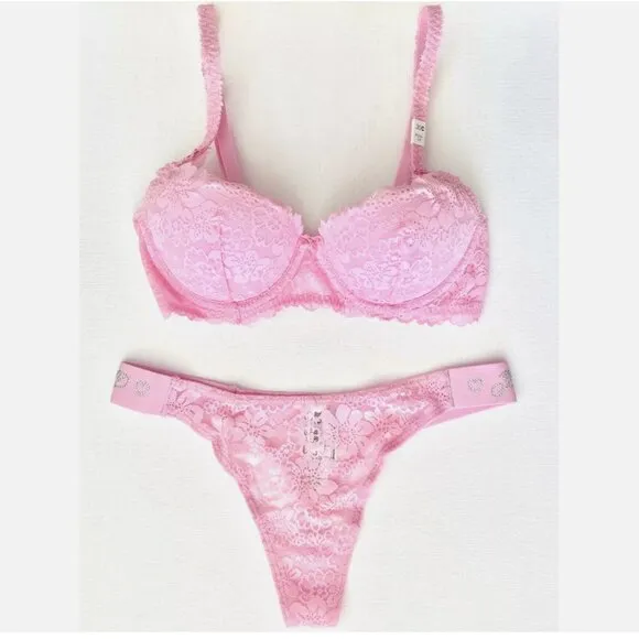NWT NEW VICTORIA'S SECRET PINK WINK LACE BALCONETTE PUSH UP BRA 30C THONG XS SET