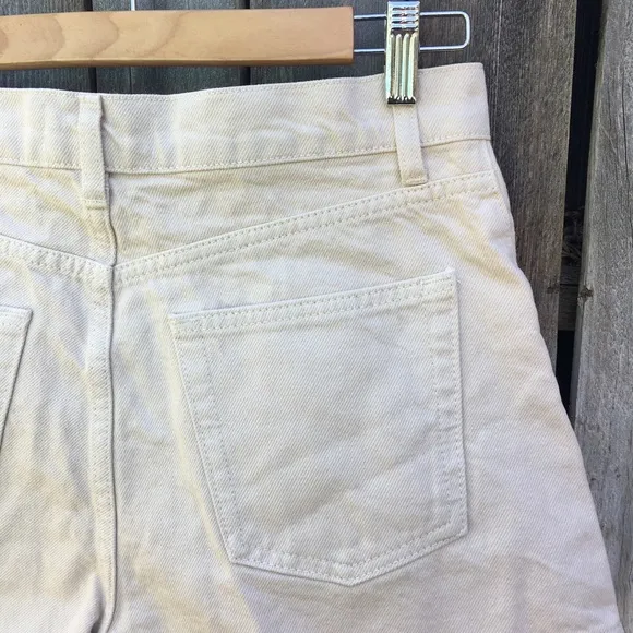 NWT Reformation Charlie Exposed Button Fly Jean Shorts Almond Cream 28