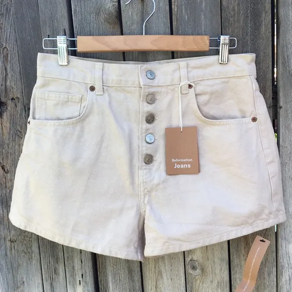 NWT Reformation Charlie Exposed Button Fly Jean Shorts Almond Cream 28