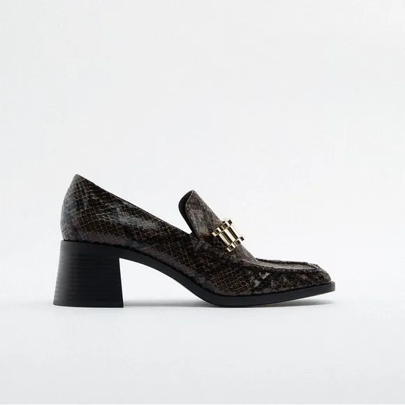 NWT. Zara Black/Brown Animal Print Wide Heel Loafers with Buckle. Size 10.