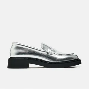 NWT. Zara Metallic Effect Flat Loafers. Size 7,5.
