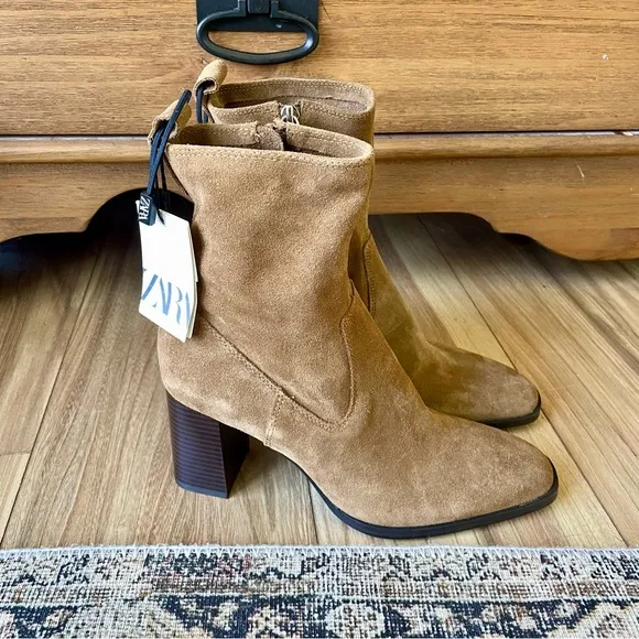 NWT Zara Suede Leather Stacked Heel Ankle Boots in Tan - 8