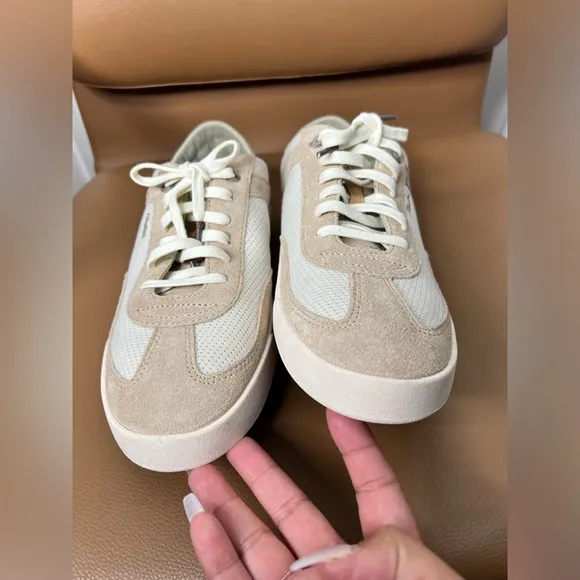 Olukai Classic Court Sneakers Sz 9