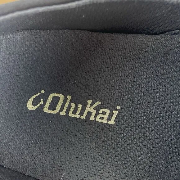 Olukai Lae ahi Slip On Sneakers Men's Size 8.5 Black Mesh Shoes Breathable
