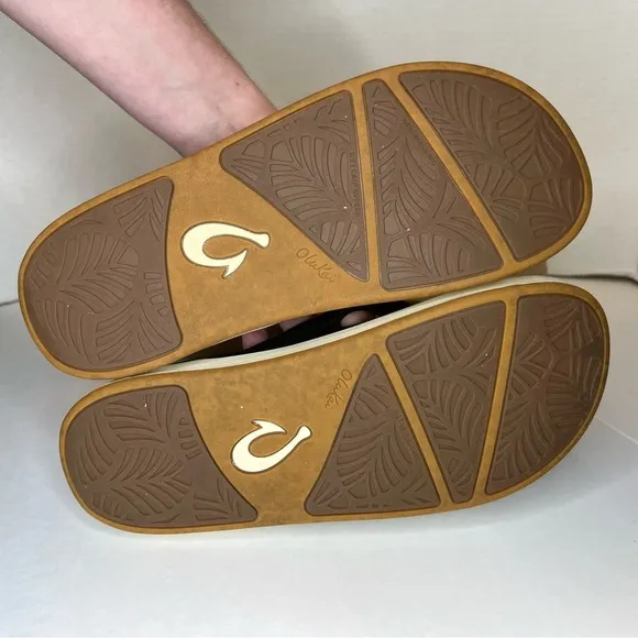 OluKai Nu‘a Pi‘o Flip Flop Sandals Womens 7 Black Pio Thong