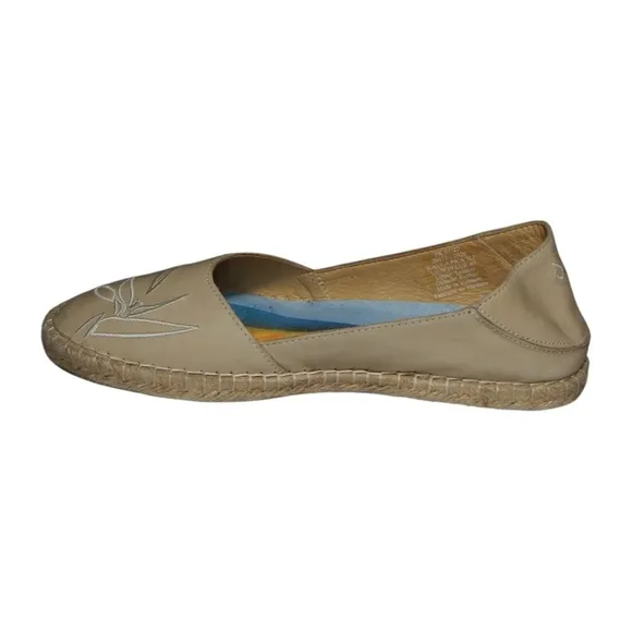 OluKai Women’s Kaula Pa‘a ‘Ili Leather Espadrilles Beige Embroidered Size 10