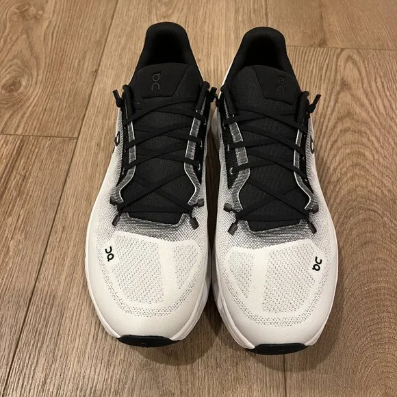 ON MEN'S CLOUDTILT RUNNING ATHLETIC SNEAKERS - BLACK &amp; IVORY - NWT