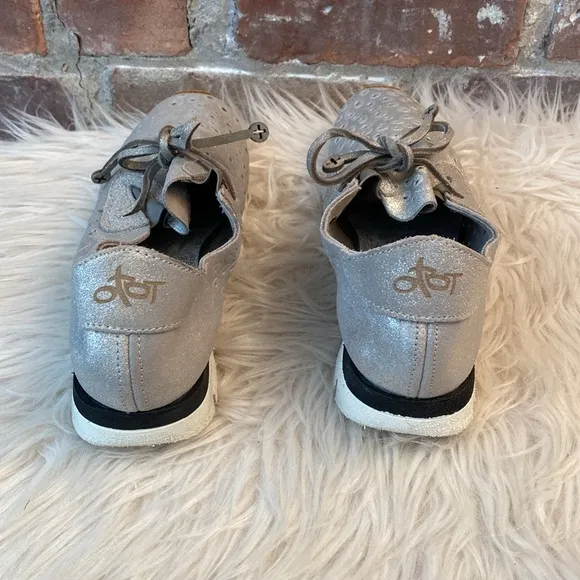 OTBT Metallic Silver Sneakers, Size 7.5M