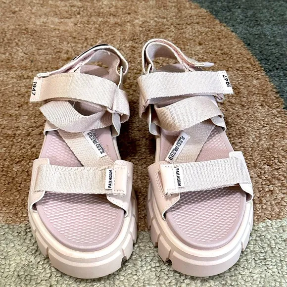 Palladium Revolt Moni Sandals in Rose Quartz Size US 8/UK 6