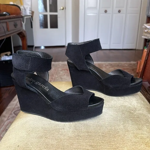 Pedro Garcia Black Suede Platform Wedge Sandals Size 9.5