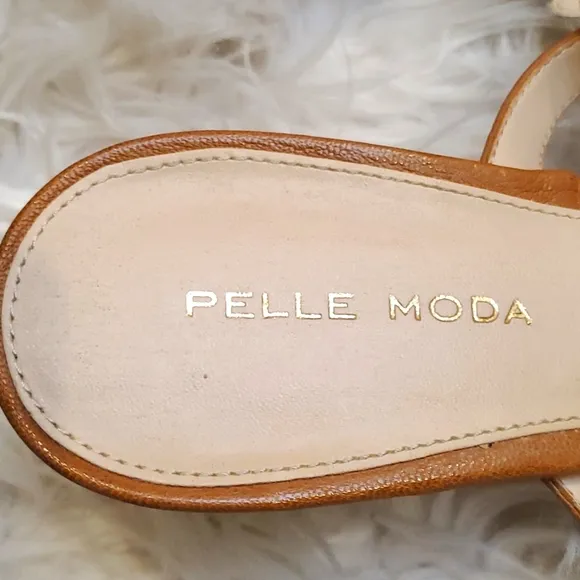 Pelle Moda Leopard Print Pony Hair Sandals Kitten Heels Size 8.5