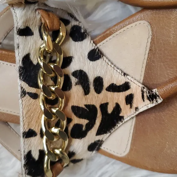 Pelle Moda Leopard Print Pony Hair Sandals Kitten Heels Size 8.5