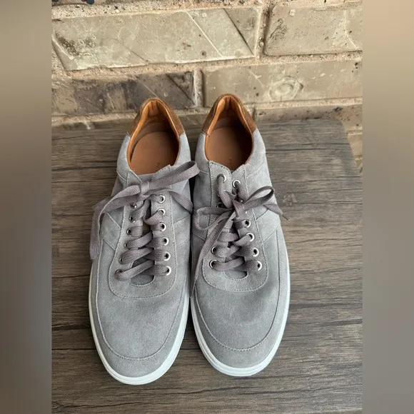 PETER MILLARCrown Crafted Men's Vantage Suede Sneaker size 10.5